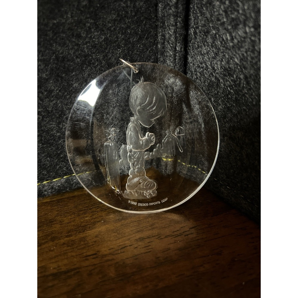 Precious Moments "PRAYER CHANGES THINGS" 1981-82 Acrylic Ornament New in Box